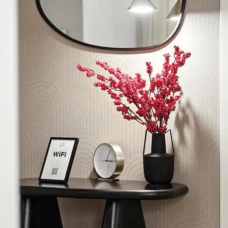 Castle-side Luxury On Danube River Bank,free Parking براتسيلافا