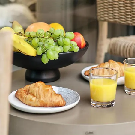 شقة Castle-side Luxury On Danube River Bank,free Parking