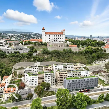 Appartement Castle-side Luxury On Danube River Bank,free Parking