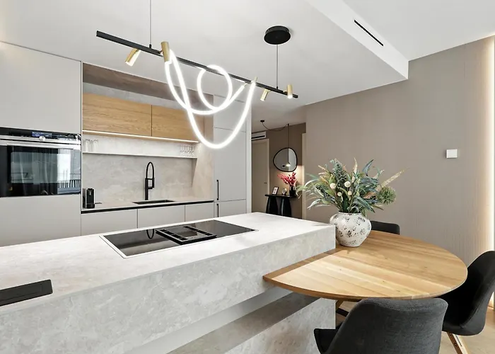 Appartement Castle-side Luxury On Danube River Bank,free Parking